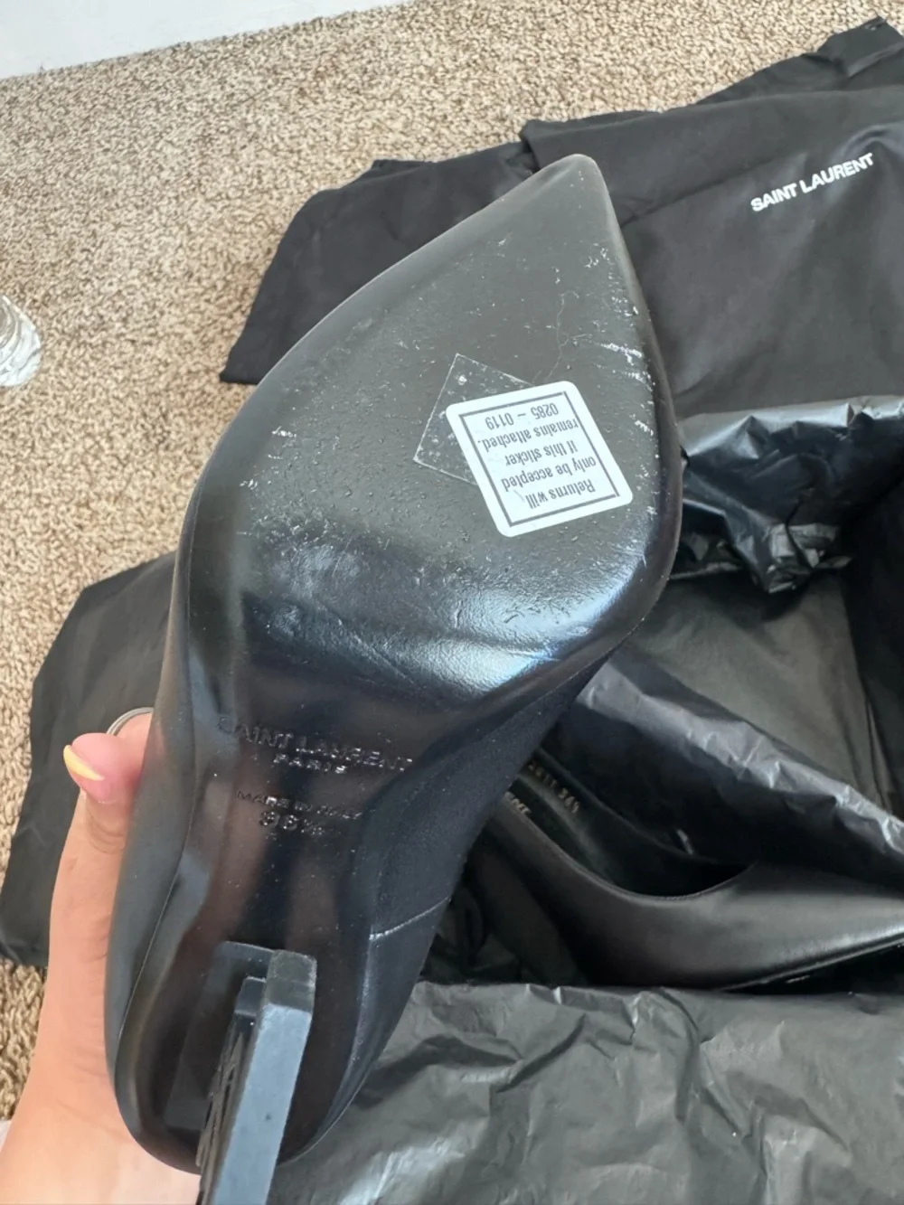 Saint Laurent Black Leather Logo-Detail Pointed Pumps - Picture 5 of 10